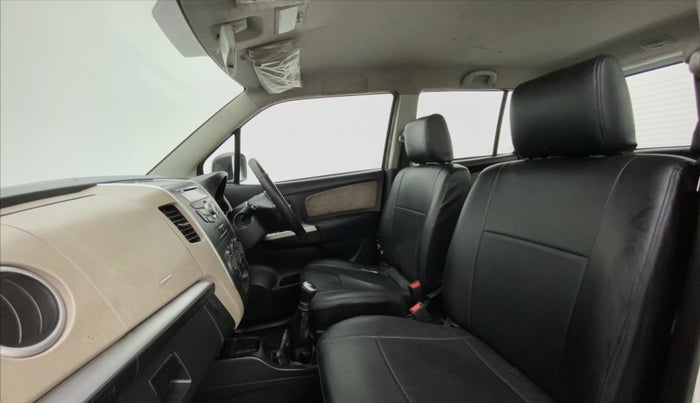 2013 Maruti Wagon R 1.0 VXI, Petrol, Manual, 85,375 km, Right Side Front Door Cabin
