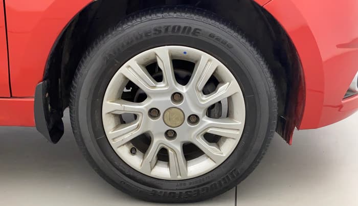 2018 Tata TIGOR XZ (O) DIESEL, Diesel, Manual, 28,349 km, Right Front Wheel