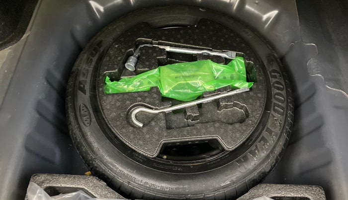 2020 Maruti Ciaz ALPHA 1.5 SHVS PETROL, Petrol, Manual, 40,659 km, Spare Tyre