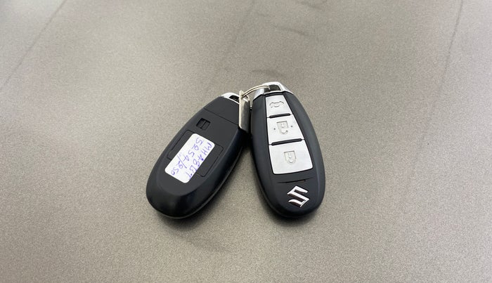 2020 Maruti Ciaz ALPHA 1.5 SHVS PETROL, Petrol, Manual, 40,659 km, Key Close Up