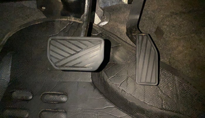 2016 Maruti Celerio ZXI AMT, Petrol, Automatic, 37,783 km, Pedals