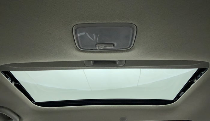2021 Hyundai VENUE 1.0 TURBO GDI SX+ AT, Petrol, Automatic, 8,137 km, Moonroof/ Sunroof
