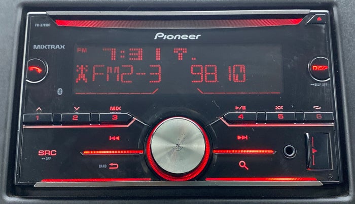 2018 Maruti Swift LXI D, Petrol, Manual, 25,822 km, Infotainment System