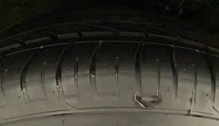 2018 Hyundai Creta SX (O) 1.6 PETROL, Petrol, Manual, 27,420 km, Left Front Tyre Tread