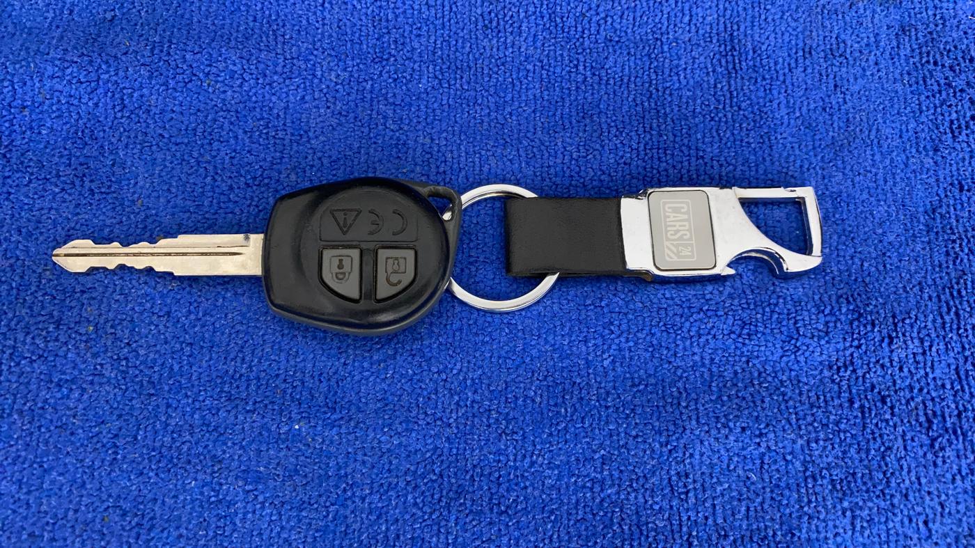 2021 Maruti Ciaz SIGMA 1.5 SHVS MT  PETROL, Petrol, Manual, 11,477 km, Key Close Up
