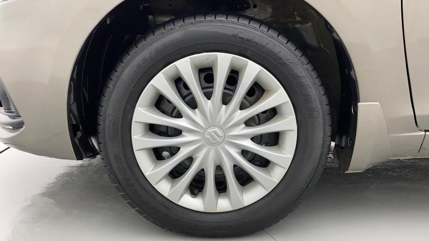 2021 Maruti Ciaz SIGMA 1.5 SHVS MT  PETROL, Petrol, Manual, 11,477 km, Left Front Wheel