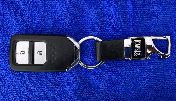 2020 Honda WR-V 1.2 i-VTEC VX MT, Petrol, Manual, 47,777 km, Key Close Up