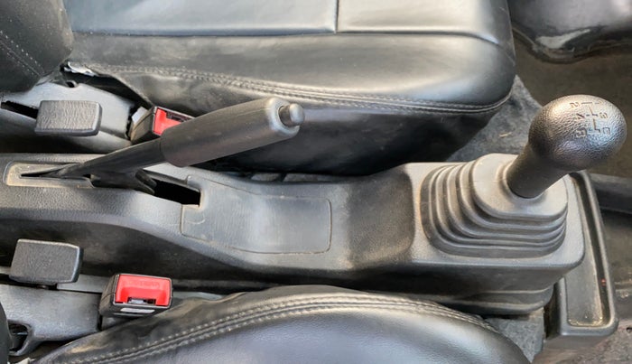 2023 Maruti Eeco 5 STR AC CNG, CNG, Manual, 43,667 km, Gear Lever