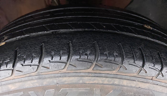 2019 Hyundai Elite i20 1.2 SPORTS PLUS VTVT, Petrol, Manual, 33,348 km, Right Front Tyre Tread