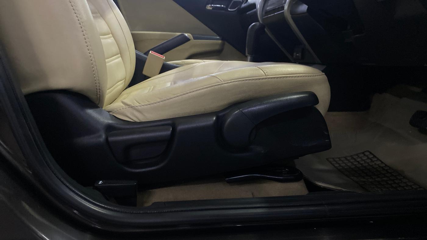 2018 Honda City 1.5L I-VTE V CVT, Petrol, Automatic, 77,751 km, Driver Side Adjustment Panel