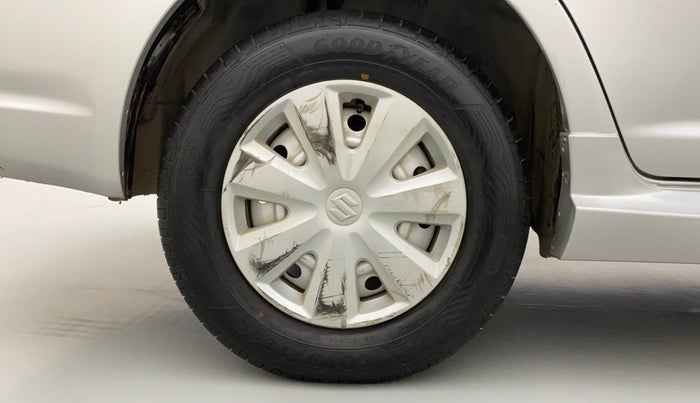 2011 Maruti Swift Dzire LXI, Petrol, Manual, 69,368 km, Right Rear Wheel