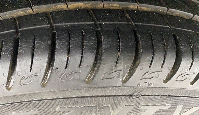 2022 Tata ALTROZ XZ PETROL, Petrol, Manual, 19,775 km, Right Rear Tyre Tread
