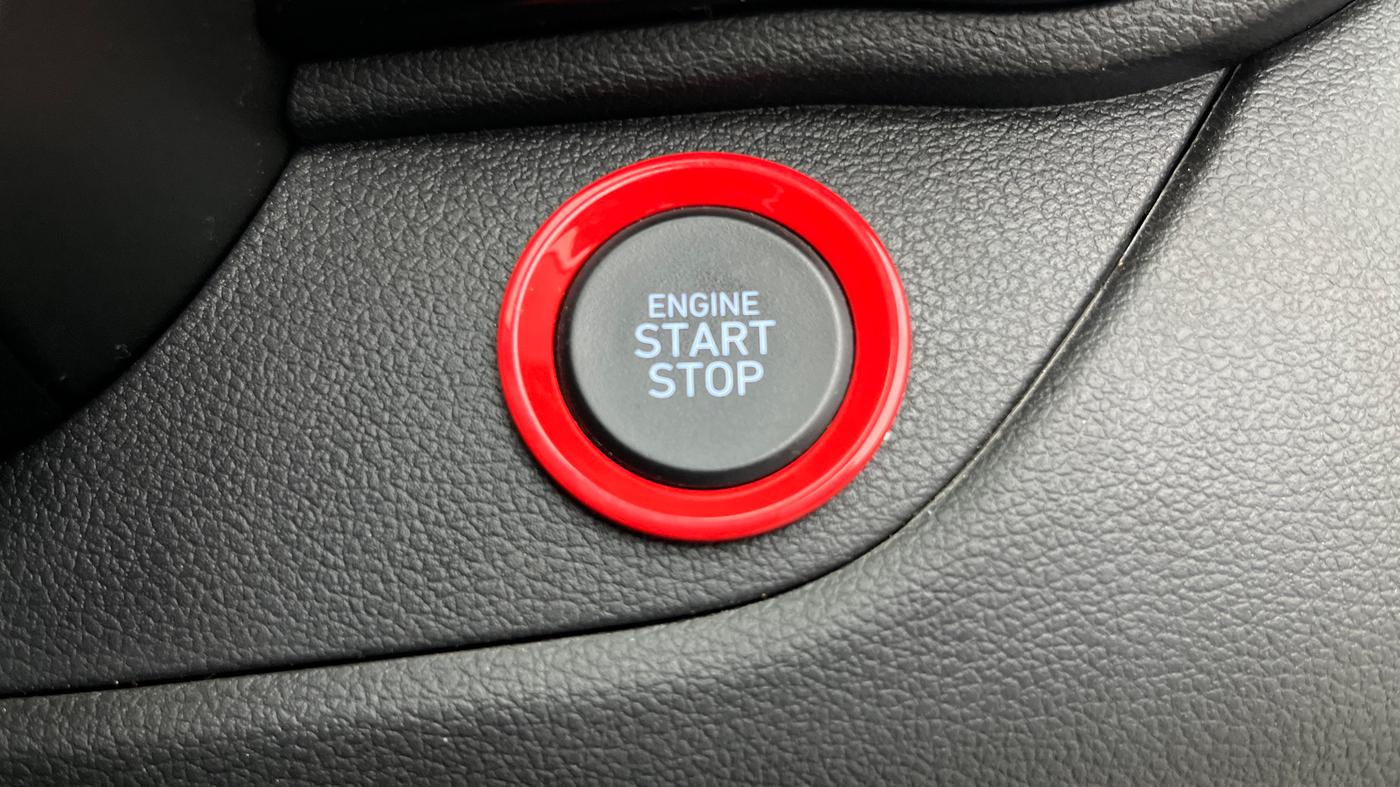 2024 Hyundai EXTER SX (O) Connect 1.2 MT Knight Edition Dual Tone, Petrol, Manual, 12,714 km, Keyless Start/ Stop Button