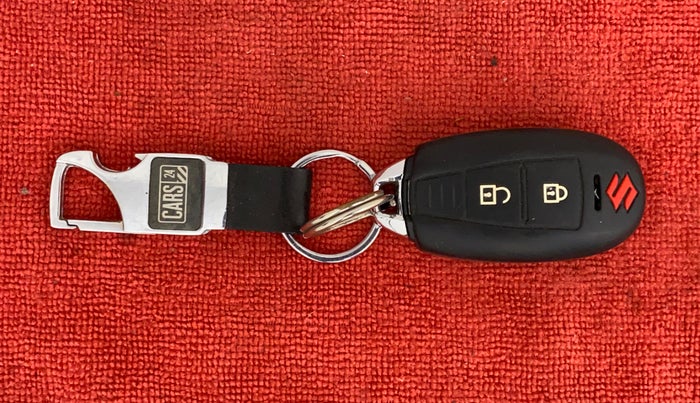 2015 Maruti Swift ZXI, Petrol, Manual, 34,422 km, Key Close Up