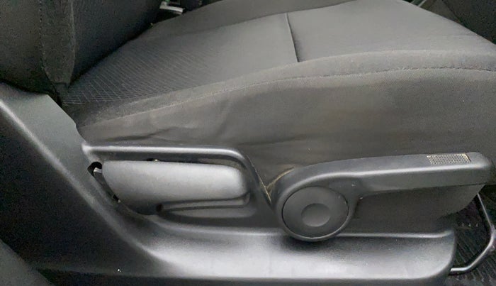 2015 Maruti Swift ZXI, Petrol, Manual, 34,422 km, Driver Side Adjustment Panel