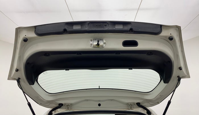 2015 Maruti Swift ZXI, Petrol, Manual, 34,422 km, Boot Door Open