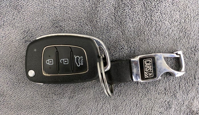 2022 Hyundai VENUE SX 1.5 CRDI, Diesel, Manual, 34,255 km, Key Close Up
