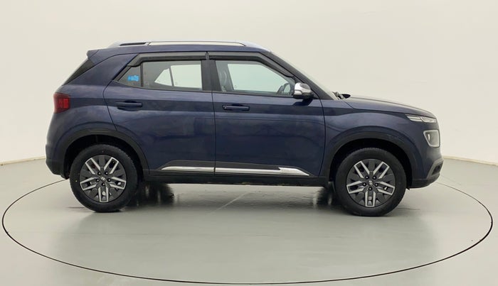 2022 Hyundai VENUE SX 1.5 CRDI, Diesel, Manual, 34,255 km, Right Side View