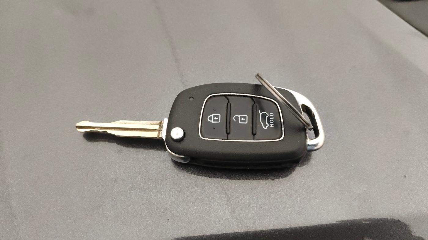 2016 Hyundai Elite i20 SPORTZ 1.2, CNG, Manual, 68,901 km, Key Close Up