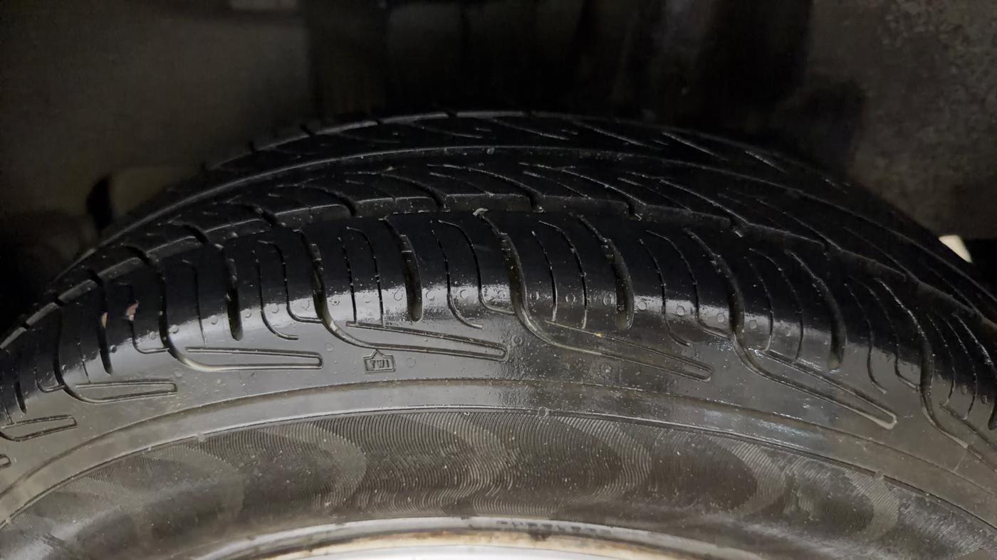2019 Maruti Swift LXI, Petrol, Manual, 57,241 km, Left Rear Tyre Tread