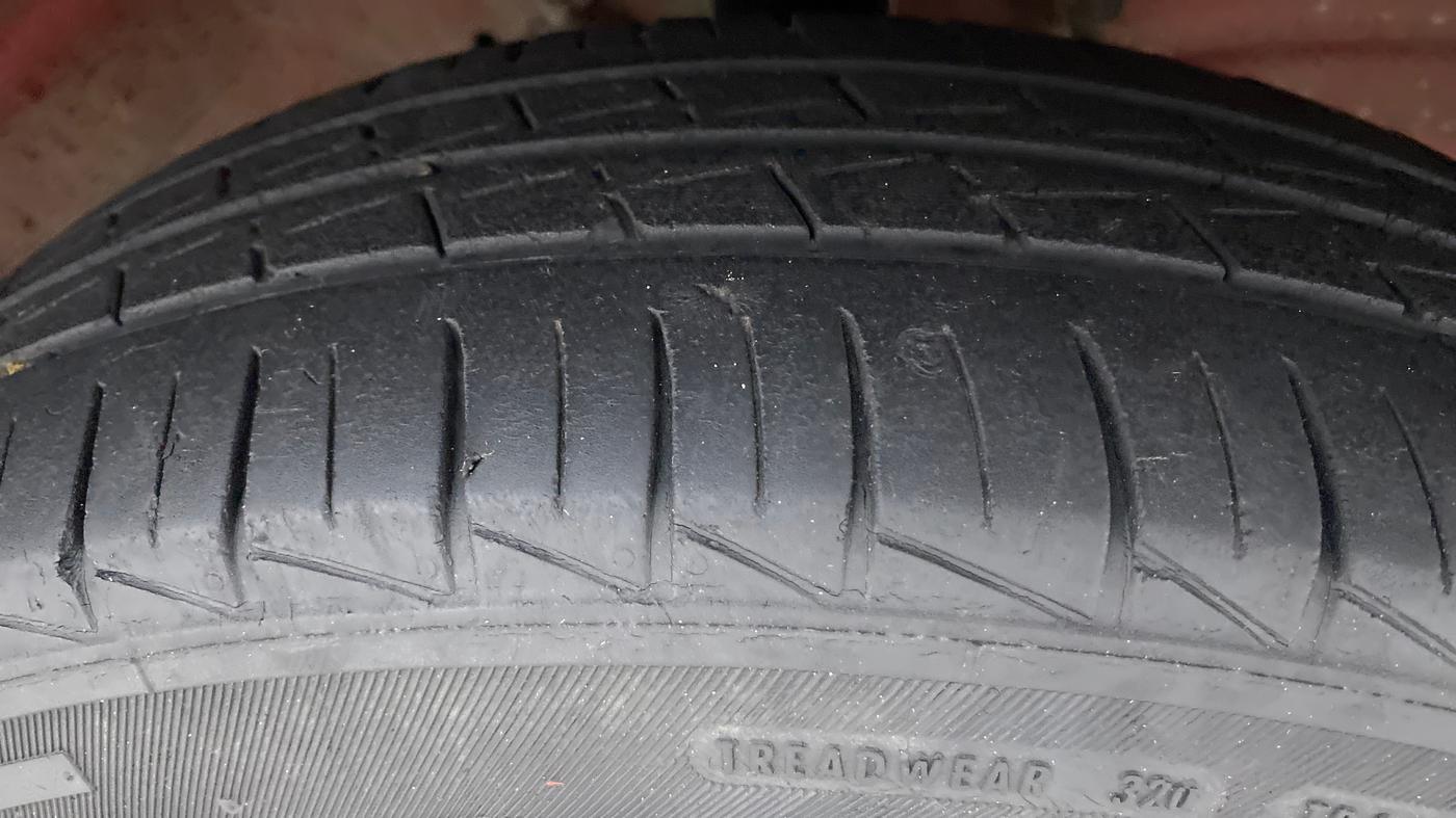 2021 Maruti S PRESSO LXI, Petrol, Manual, 39,640 km, Right Front Tyre Tread