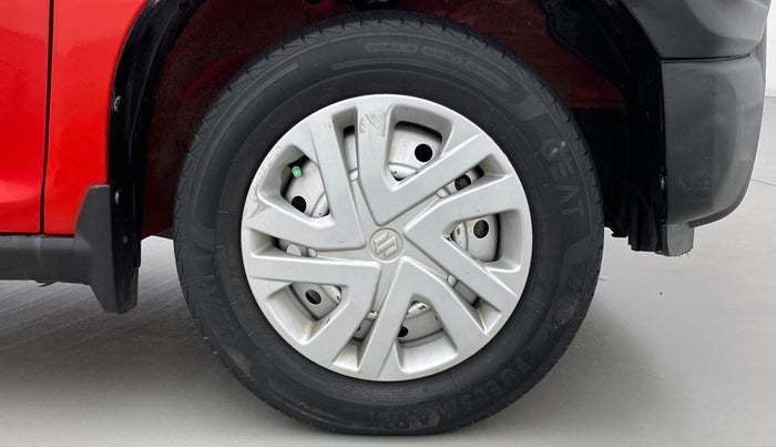 2021 Maruti S PRESSO LXI, Petrol, Manual, 39,640 km, Right Front Wheel
