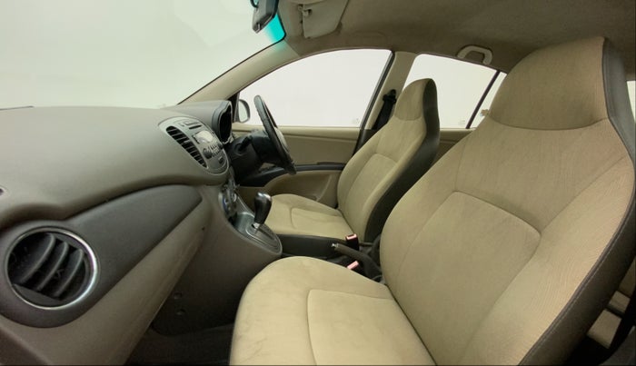2011 Hyundai i10 SPORTZ 1.2 AT, Petrol, Automatic, 65,381 km, Right Side Front Door Cabin