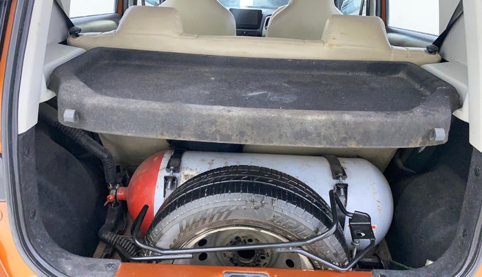 2021 Maruti New Wagon-R LXI CNG (O) 1.0, CNG, Manual, 45,986 km, Boot Inside