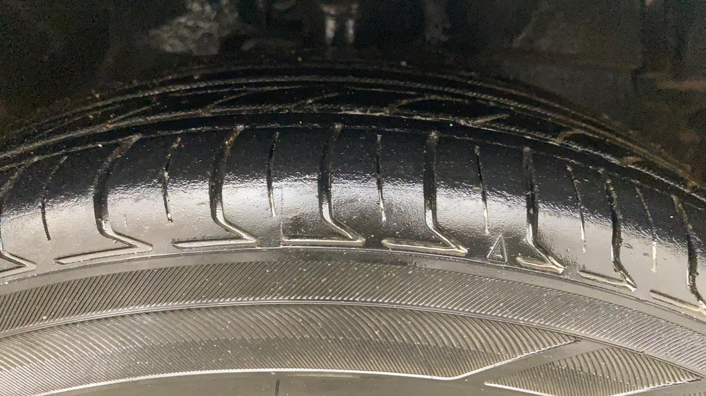 2019 Maruti Celerio ZXI AMT (O), Petrol, Automatic, 76,552 km, Right Front Tyre Tread