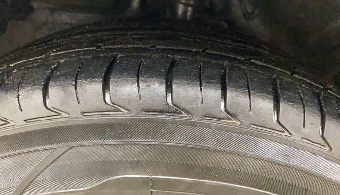 2019 Maruti Celerio ZXI AMT (O), Petrol, Automatic, 76,552 km, Left Front Tyre Tread