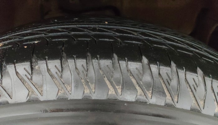 2023 Maruti JIMNY ALPHA ALL GRIP PRO AT, Petrol, Automatic, 16,821 km, Right Front Tyre Tread