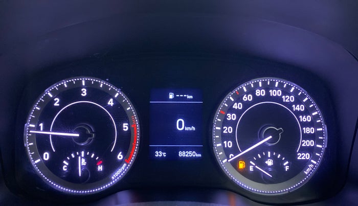 2019 Hyundai VENUE SX(O) 1.4 CRDI, Diesel, Manual, 88,249 km, Odometer Image