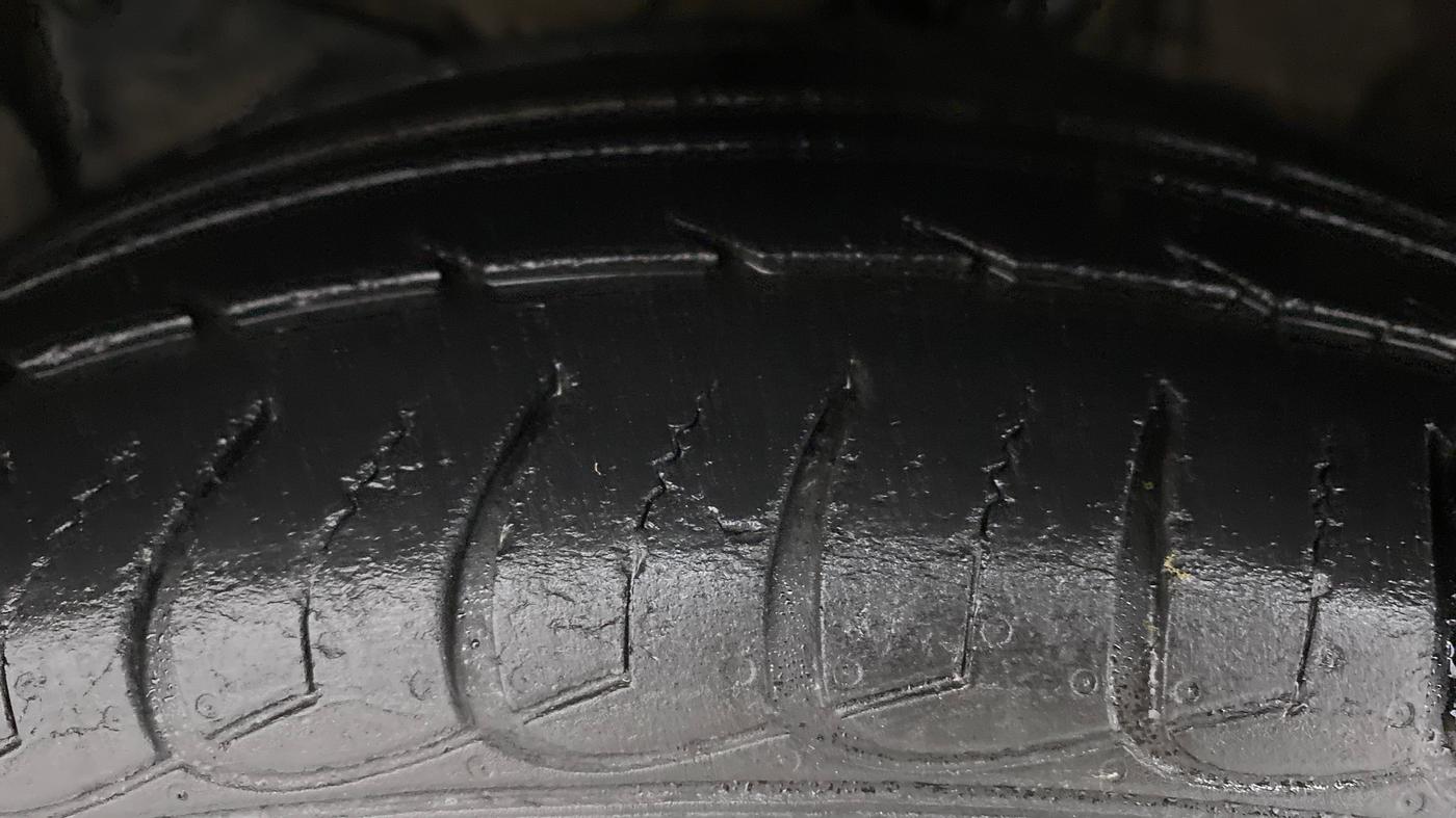 2017 Honda WR-V 1.2L I-VTEC VX MT, Petrol, Manual, 80,748 km, Left Front Tyre Tread