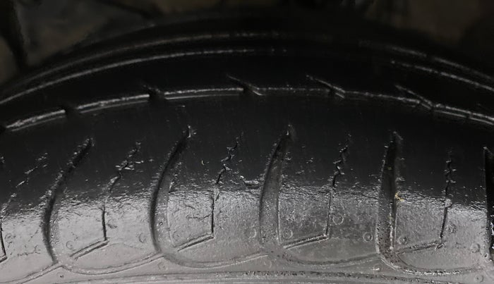 2017 Honda WR-V 1.2L I-VTEC VX MT, Petrol, Manual, 80,748 km, Left Front Tyre Tread