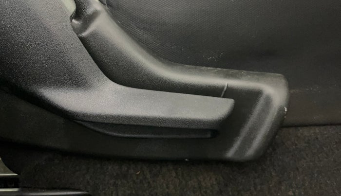 2021 Maruti IGNIS ZETA 1.2, Petrol, Manual, 78,879 km, Driver Side Adjustment Panel