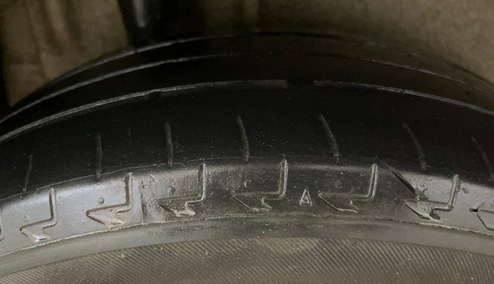 2021 Maruti IGNIS ZETA 1.2, Petrol, Manual, 78,879 km, Right Rear Tyre Tread