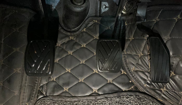 2021 Maruti IGNIS ZETA 1.2, Petrol, Manual, 78,879 km, Pedals