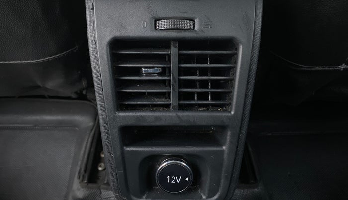 2020 Tata ALTROZ XZ DIESEL, Diesel, Manual, 71,402 km, Rear AC Vents