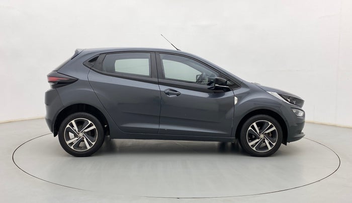 2020 Tata ALTROZ XZ DIESEL, Diesel, Manual, 71,402 km, Right Side View