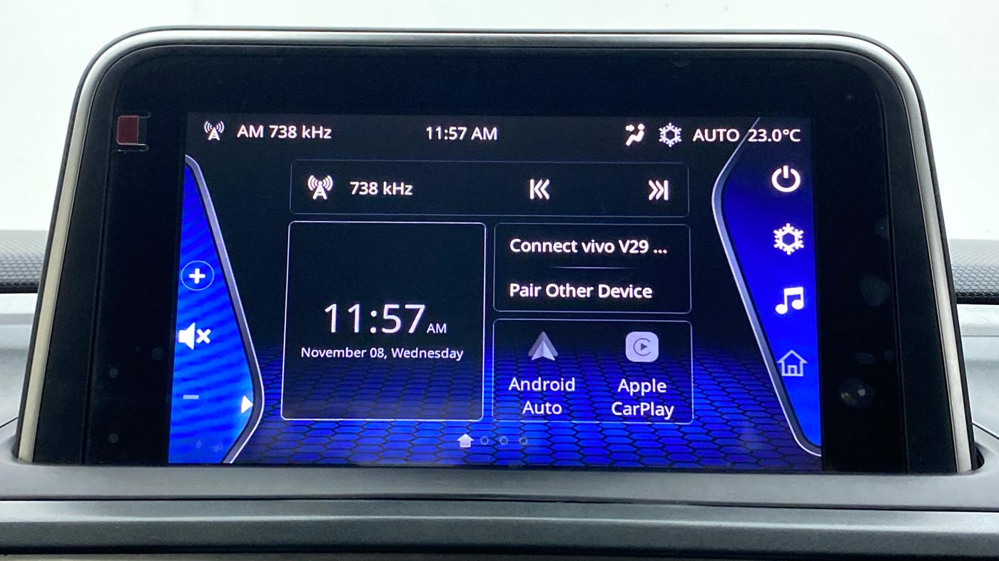 2020 Tata ALTROZ XZ DIESEL, Diesel, Manual, 71,402 km, Touchscreen Infotainment System