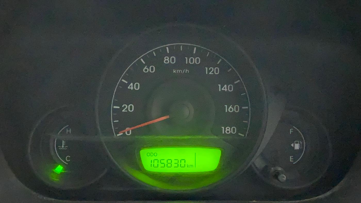 2012 Hyundai Eon ERA +, Petrol, Manual, 1,05,830 km, Odometer Image