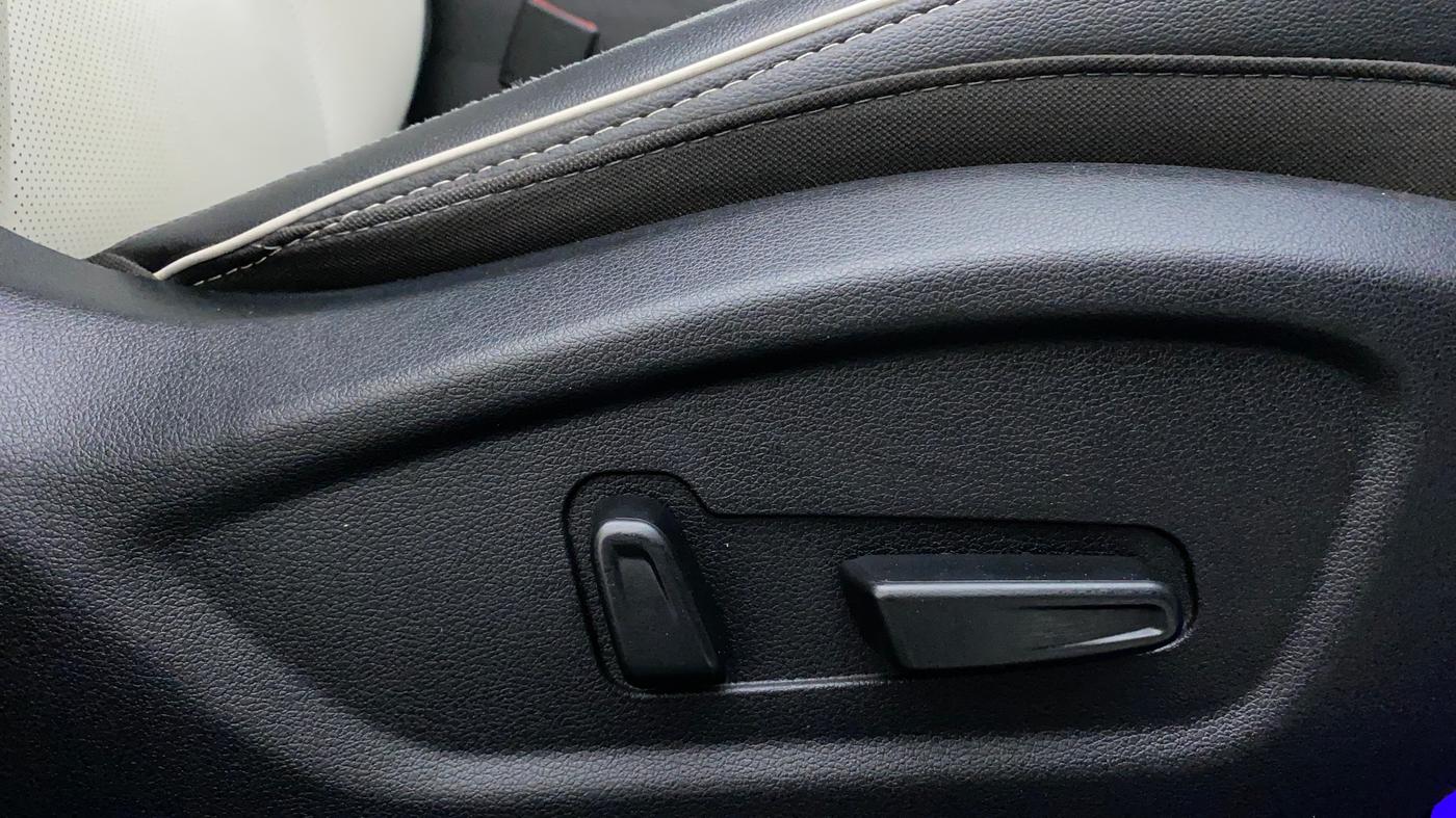 2021 Hyundai Creta SX (O) IVT 1.5 PETROL, Petrol, Automatic, 16,215 km, Driver Side Adjustment Panel