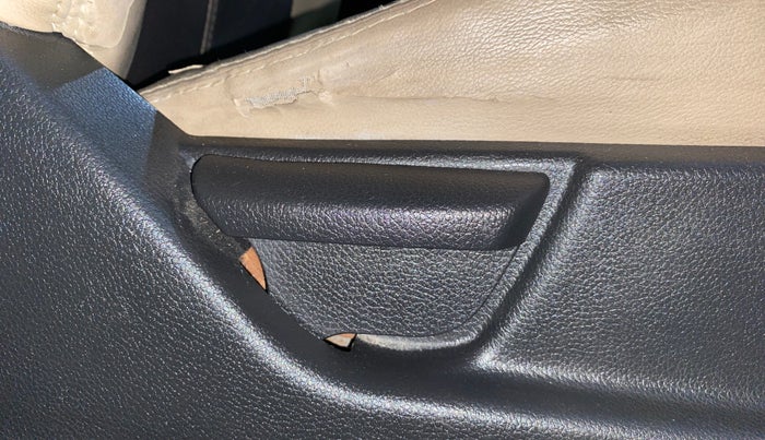 2013 Hyundai Eon ERA +, Petrol, Manual, 56,100 km, Driver Side Adjustment Panel