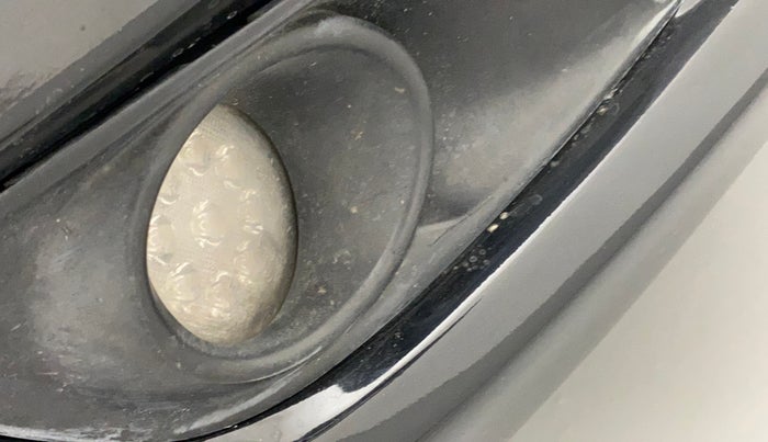 2013 Maruti Swift VXI, Petrol, Manual, 85,750 km, Right fog light - Not working
