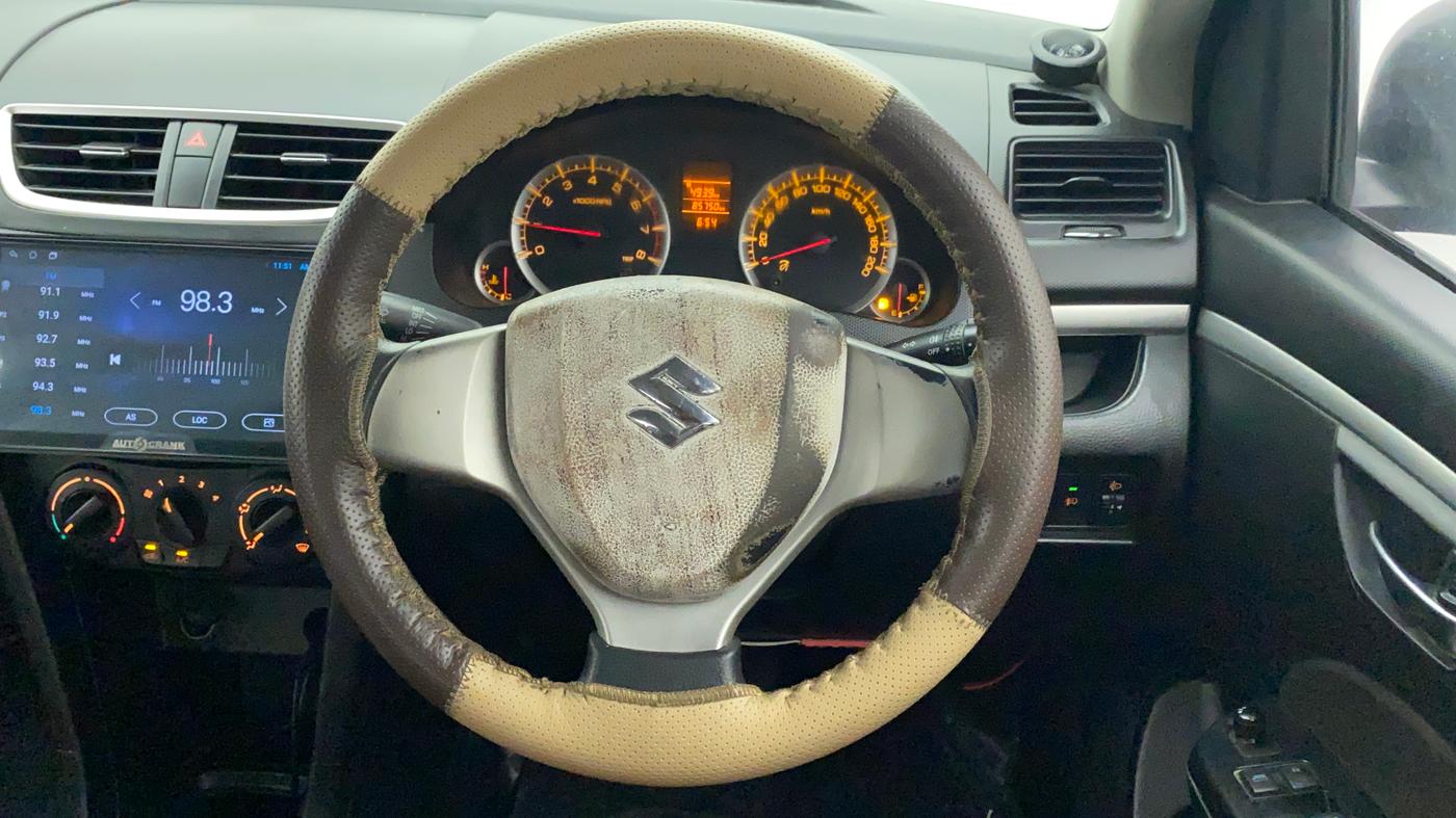 2013 Maruti Swift VXI, Petrol, Manual, 85,750 km, Steering Wheel Close Up