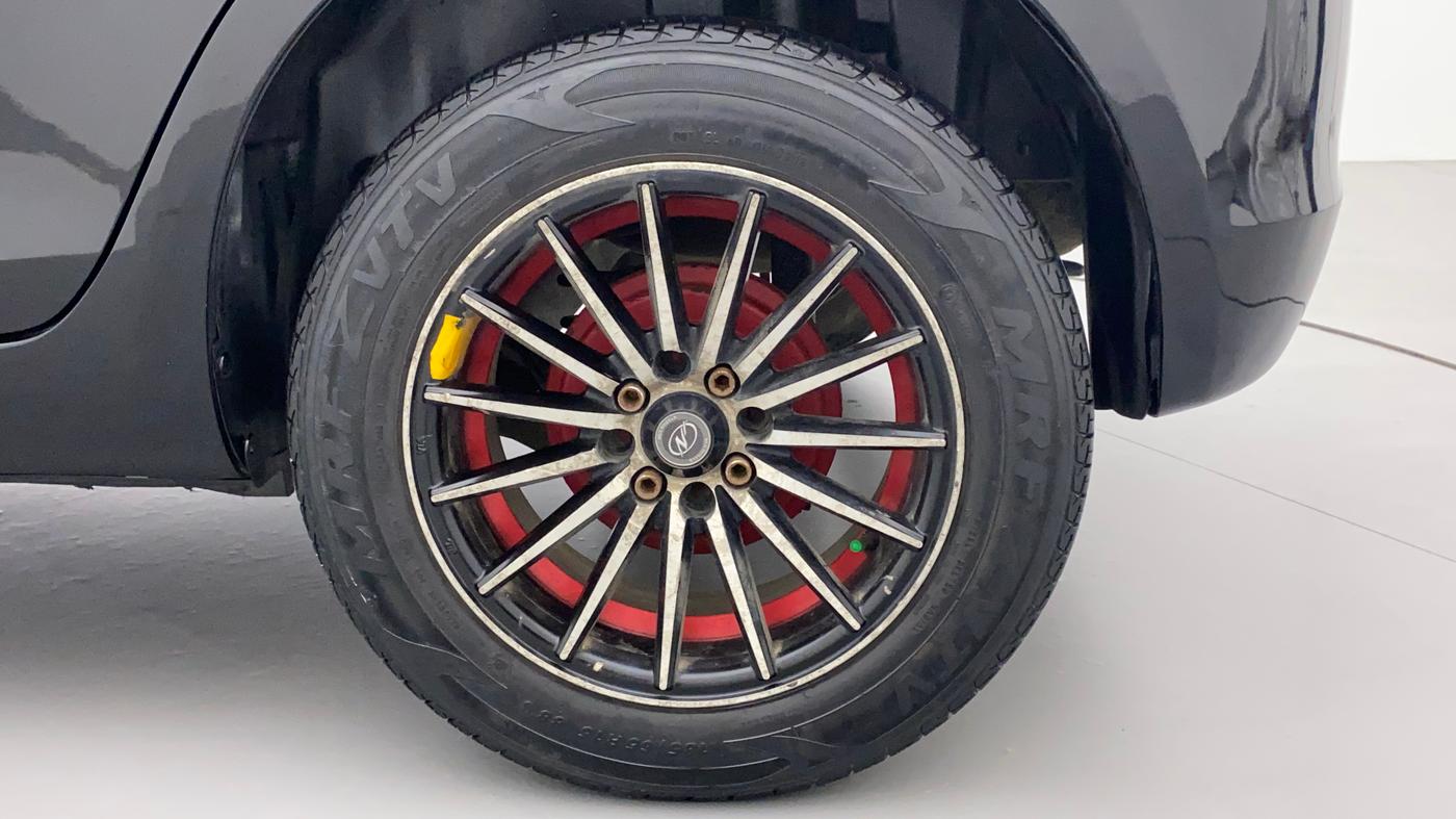2013 Maruti Swift VXI, Petrol, Manual, 85,750 km, Left Rear Wheel