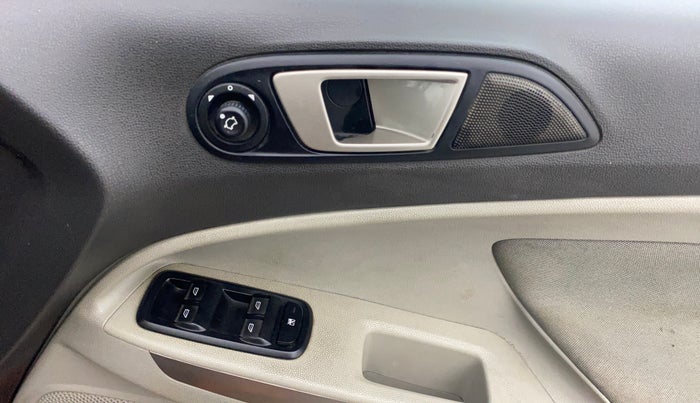 2014 Ford Ecosport TITANIUM 1.5L PETROL, Petrol, Manual, 1,18,961 km, Driver Side Door Panels Control