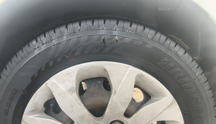 2018 Hyundai Eon MAGNA +, Petrol, Manual, 53,187 km, Left Rear Tyre Tread