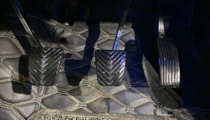 2025 Hyundai NEW I20 ASTA 1.2 MT, Petrol, Manual, 49,110 km, Pedals