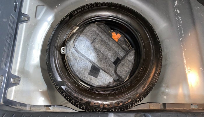 2025 Hyundai NEW I20 ASTA 1.2 MT, Petrol, Manual, 49,110 km, Spare Tyre